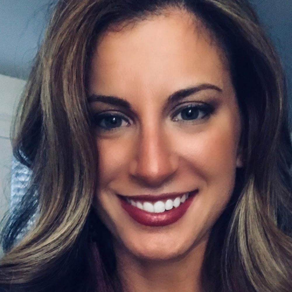 Meet your Posher, Lauralynn